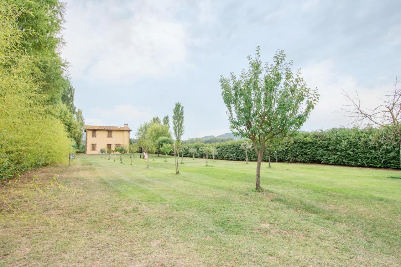 Casa Vacanze Vecchio Granaio Magione Exterior foto
