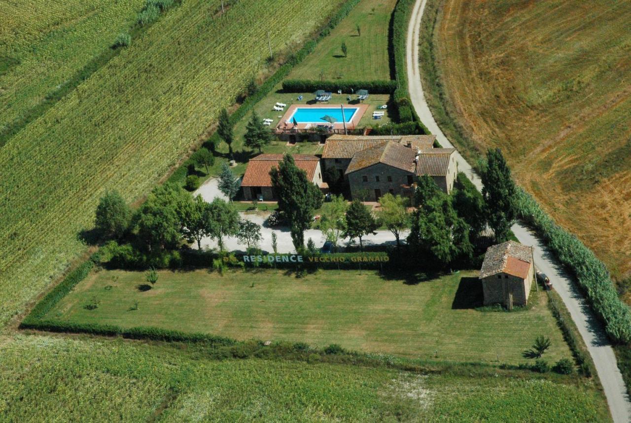 Casa Vacanze Vecchio Granaio Magione Habitación foto